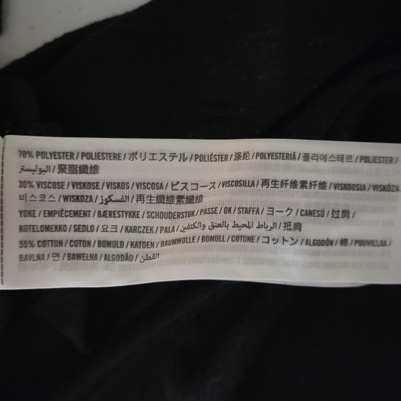 Holister black blouse with blue embroidery and rhinestones size s - Picture 14 of 14